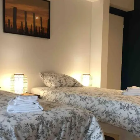 Maison calme au cœur des vignes Sainte-Colombe  Extérieur photo